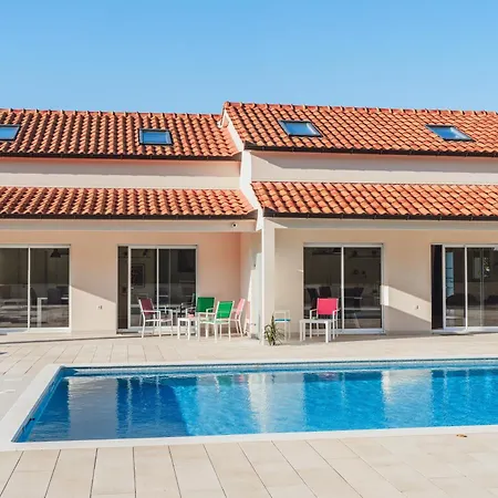 Holiday home Luka Et Rafael Dugopolje